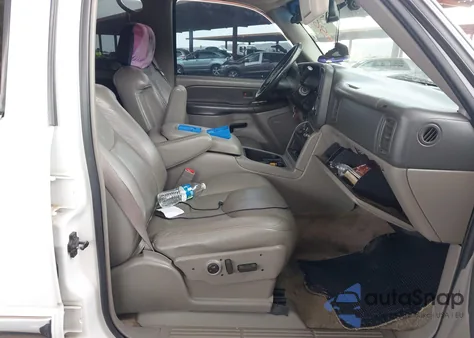 2003 GMC Yukon Xl 1500 Slt z USA, uszkodzony, nr VIN 3GKFK16Z13G270861